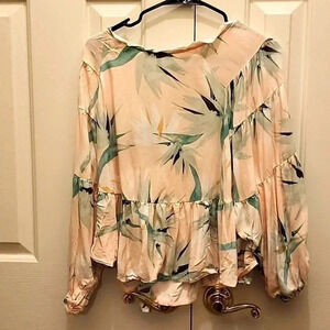 Karlie Tropical Top with key hole in back - Size L - NWOT